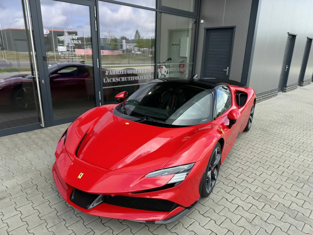25 05 06 11 11 37 8862 Ferrari SF90 Stradale